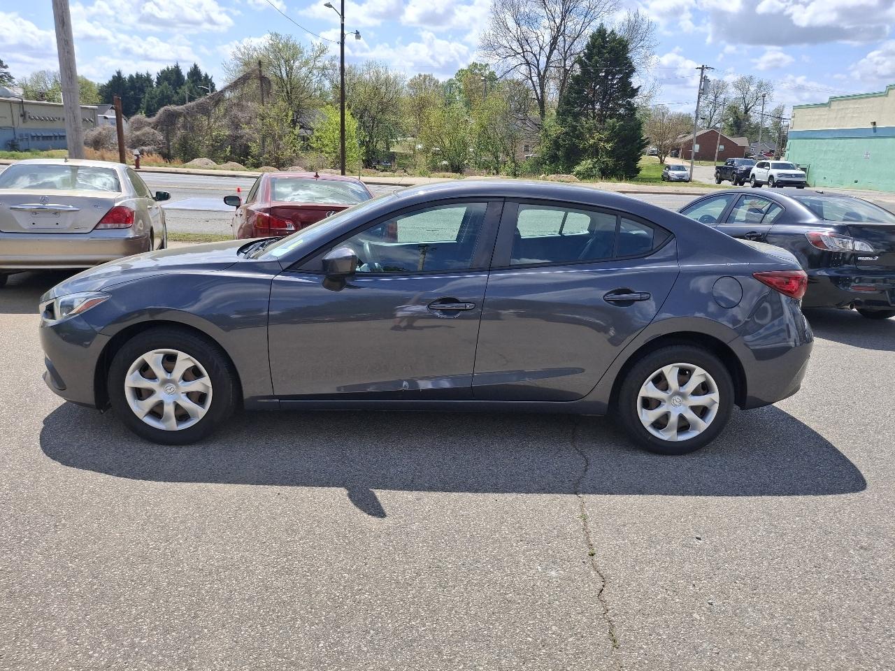 Mazda MAZDA3 i Sport AT 4-Door 2015