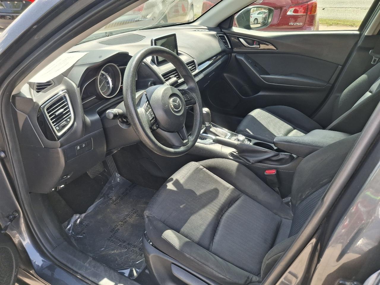 Mazda MAZDA3 i Sport AT 4-Door 2015