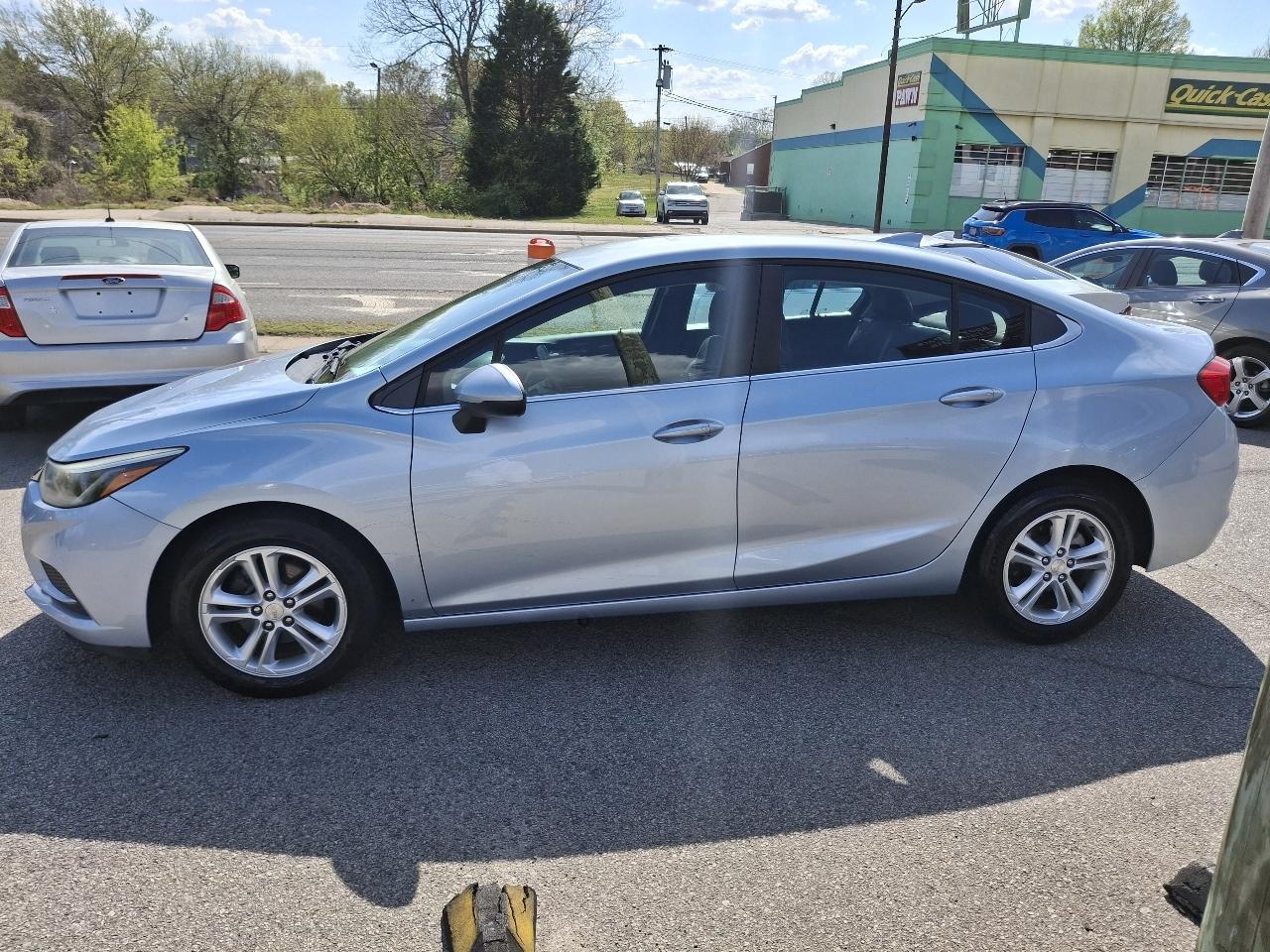 Chevrolet Cruze LT Auto 2017