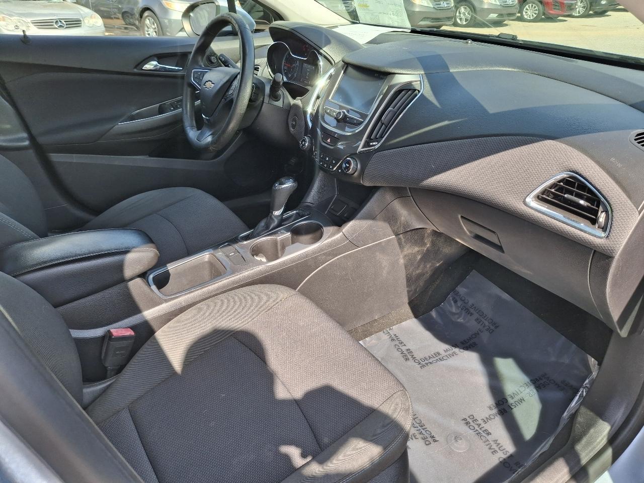 Chevrolet Cruze LT Auto 2017