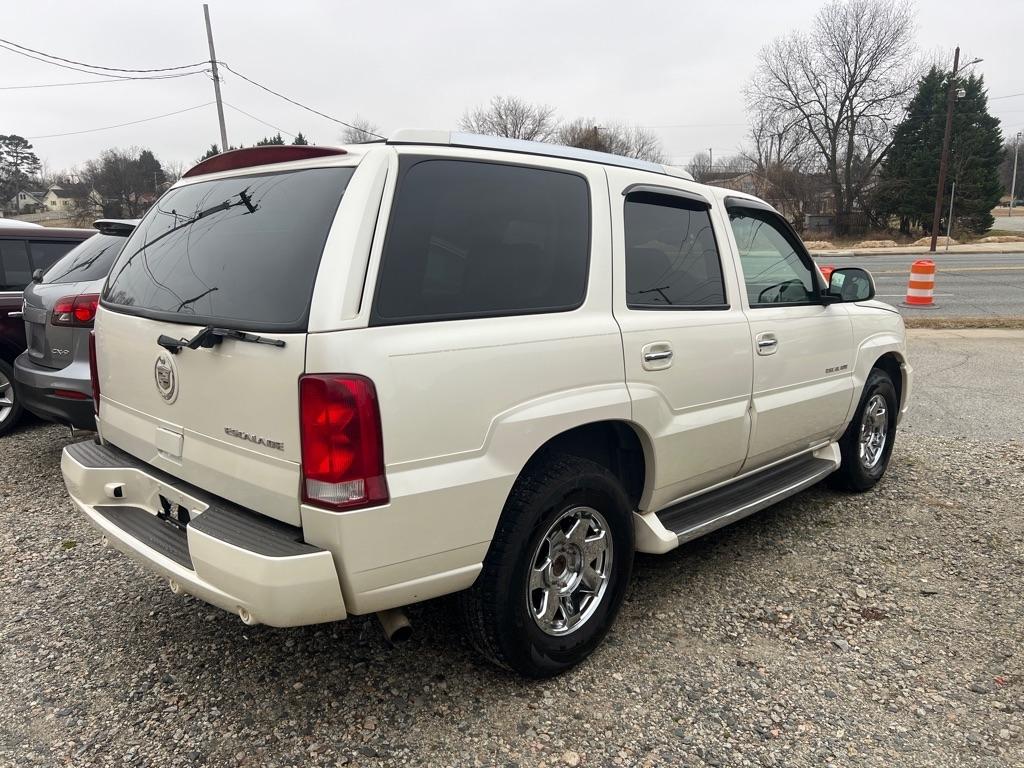 Cadillac Escalade AWD 2003