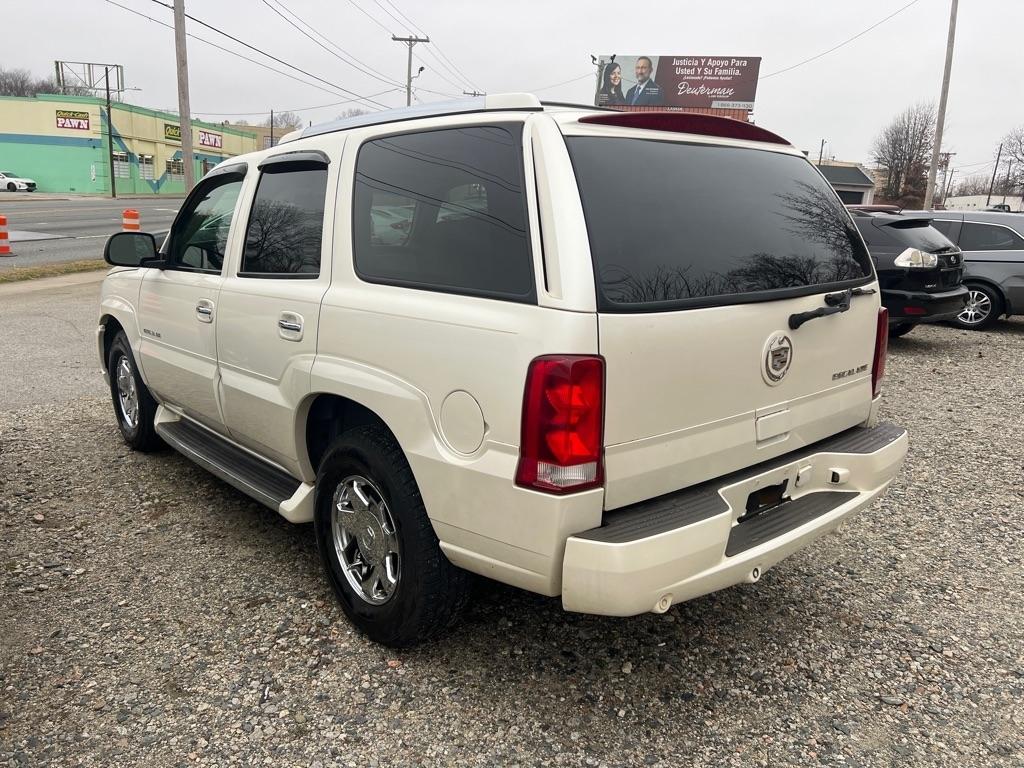 Cadillac Escalade AWD 2003