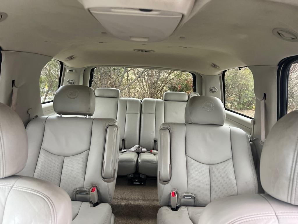 Cadillac Escalade AWD 2003