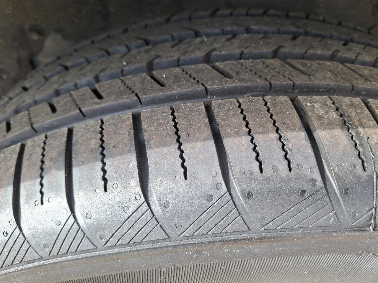 Lexus RX 450h AWD 2012