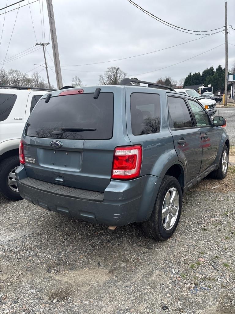Ford Escape XLT FWD 2012
