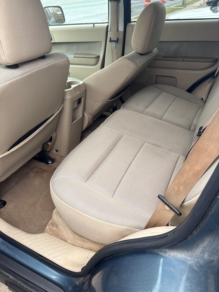 Ford Escape XLT FWD 2012