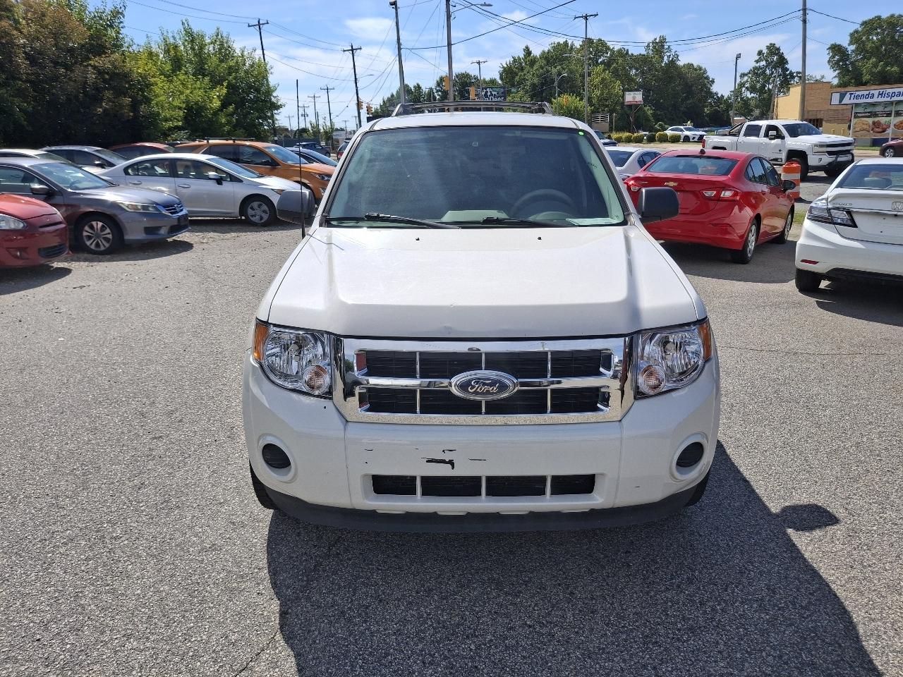 Ford Escape XLS FWD 2011