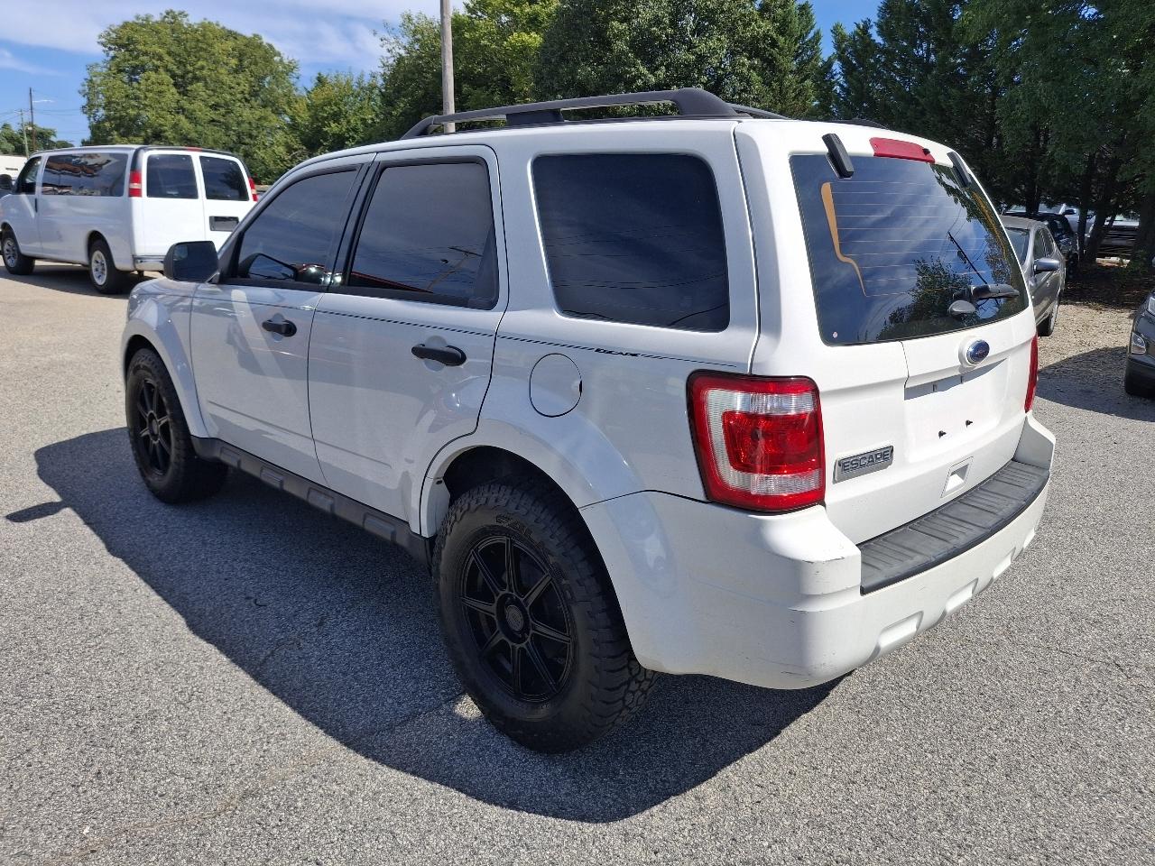 Ford Escape XLS FWD 2011