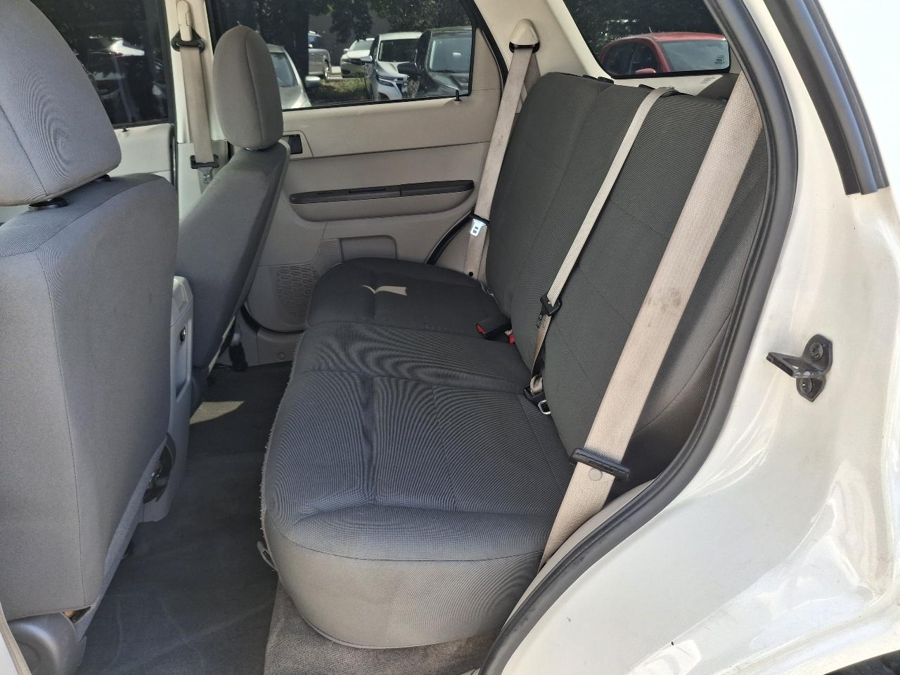 Ford Escape XLS FWD 2011