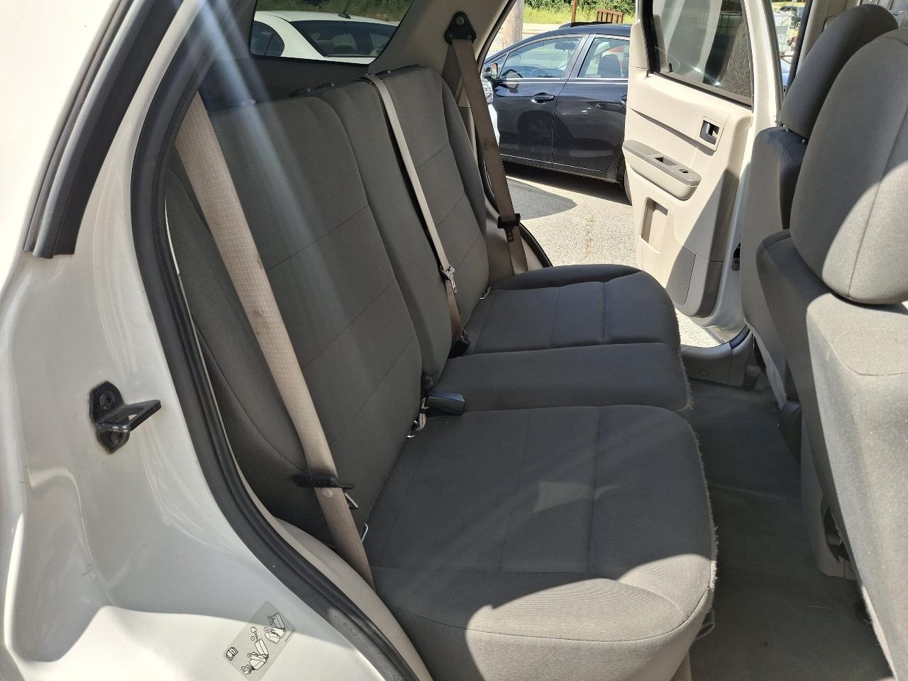 Ford Escape XLS FWD 2011