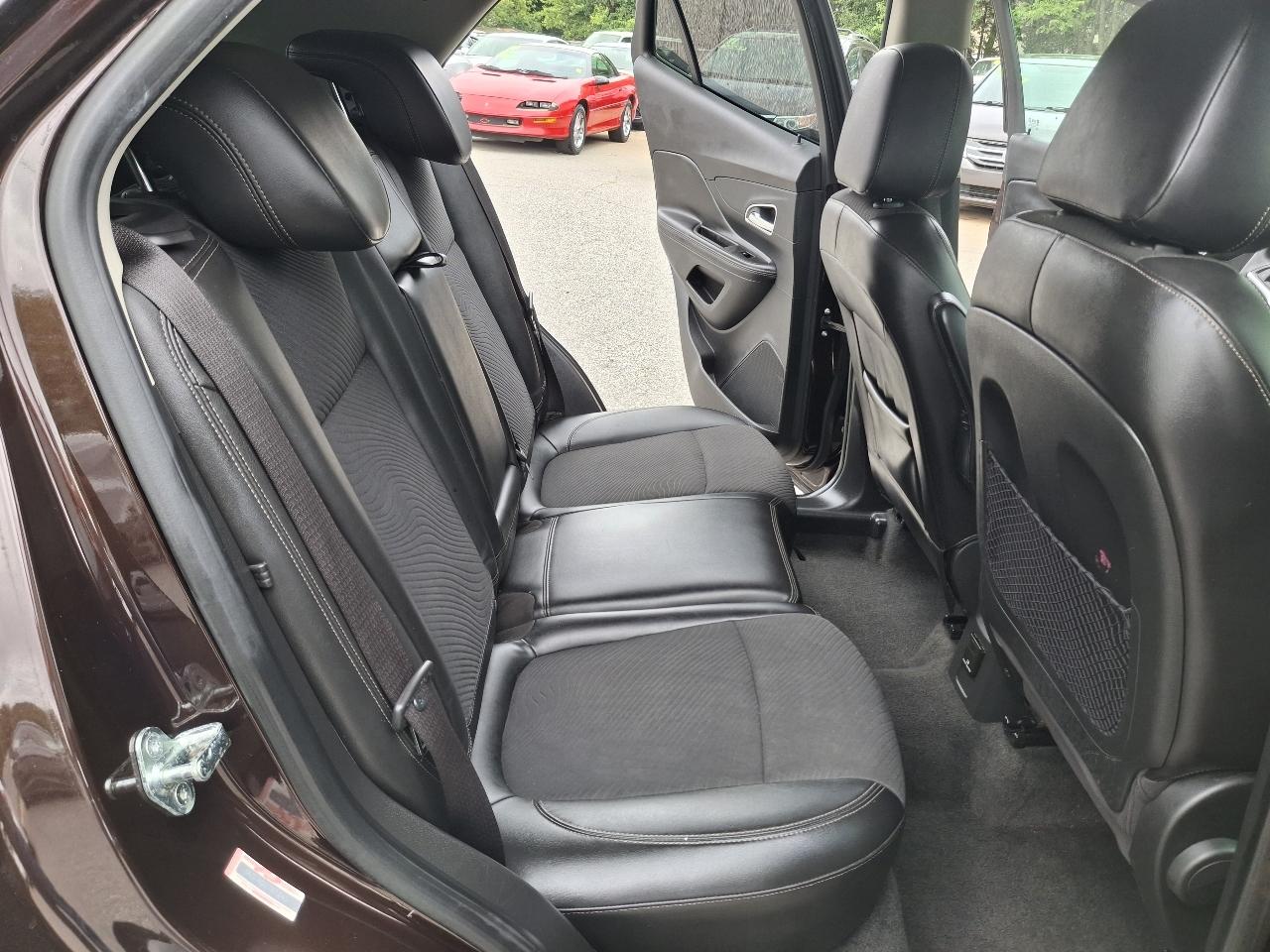 Buick Encore Convenience FWD 2014