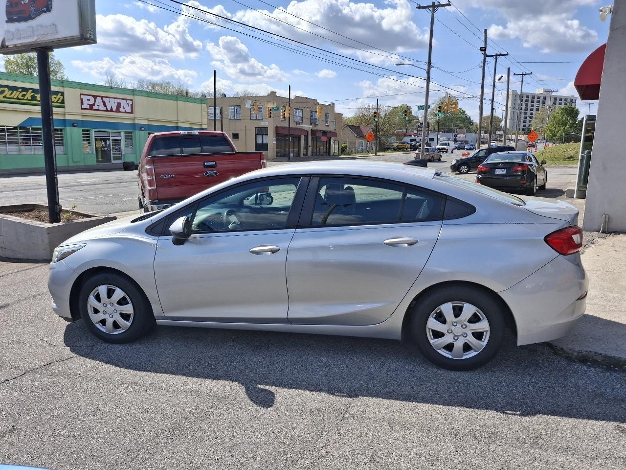 Chevrolet Cruze LS Auto 2017
