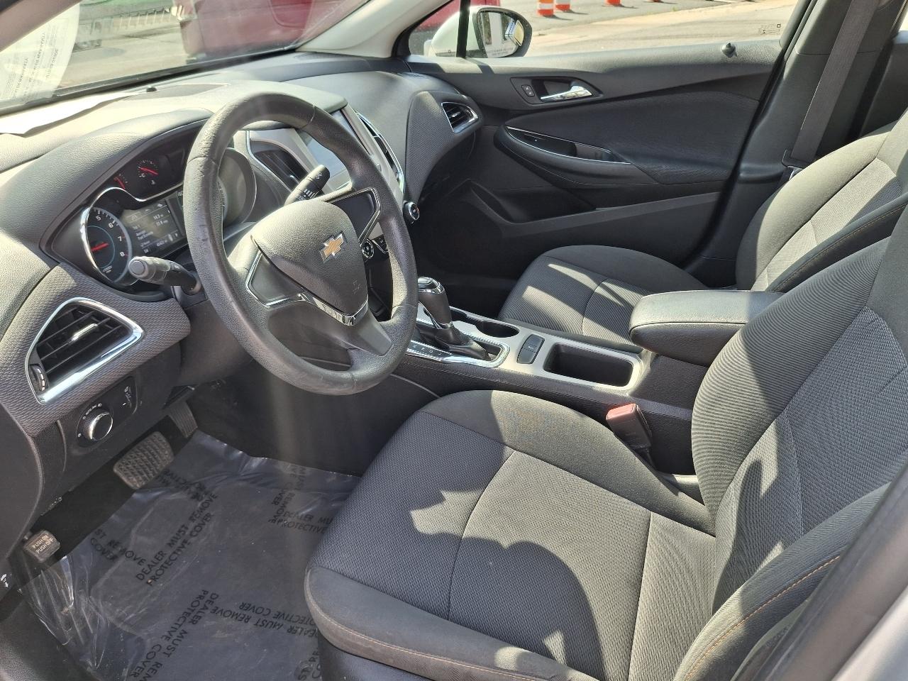 Chevrolet Cruze LS Auto 2017