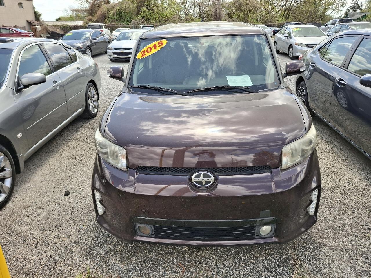 Scion xB 5-Door Wagon 5-Spd MT 2015