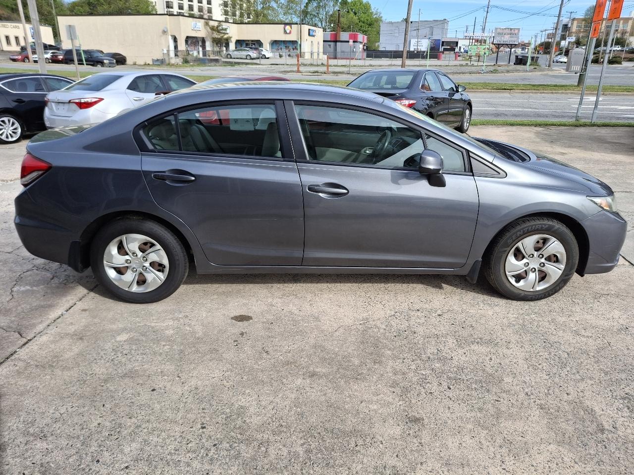 Honda Civic LX Sedan 5-Speed MT 2013