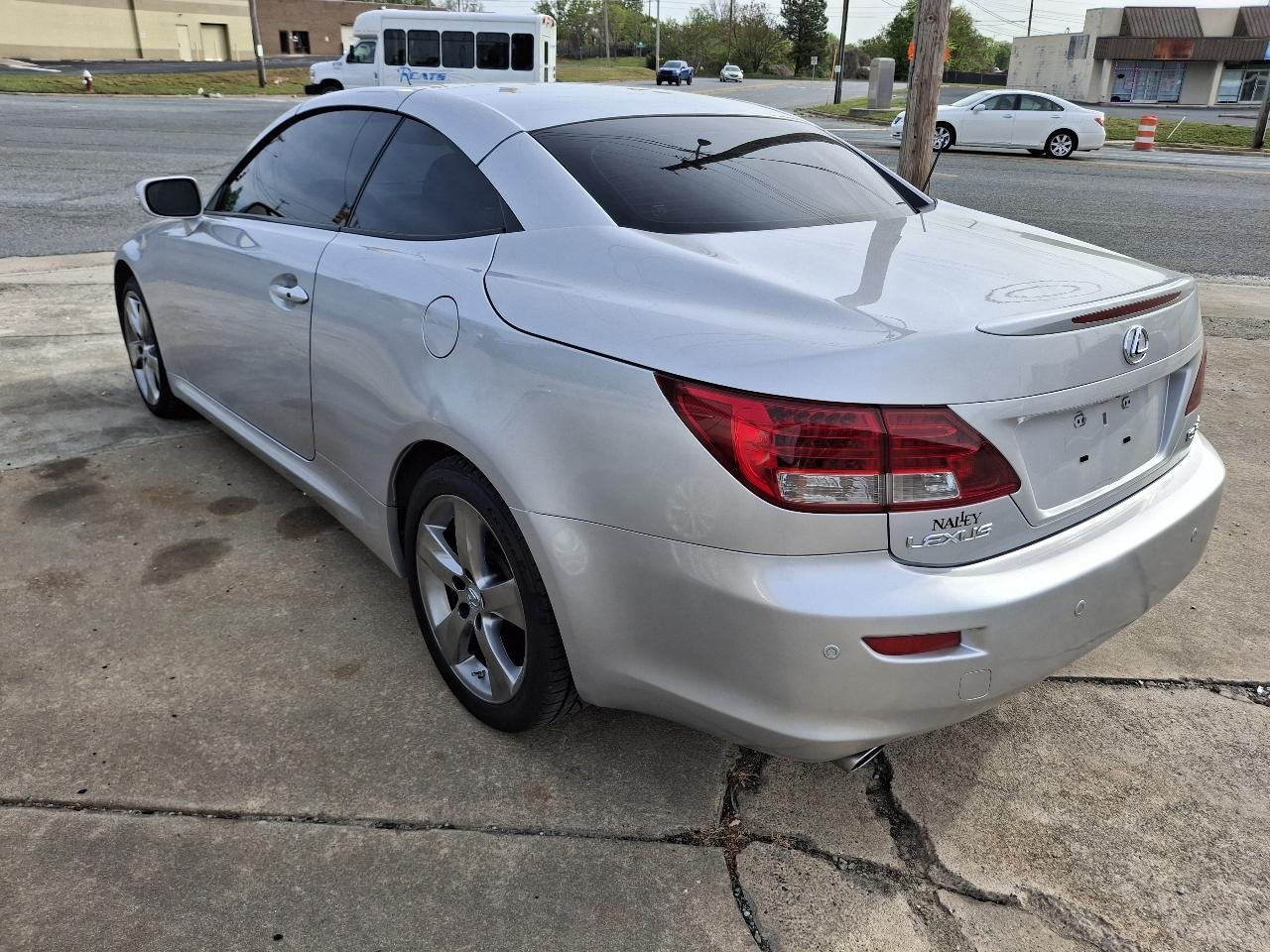 Lexus IS C IS 350C 2010