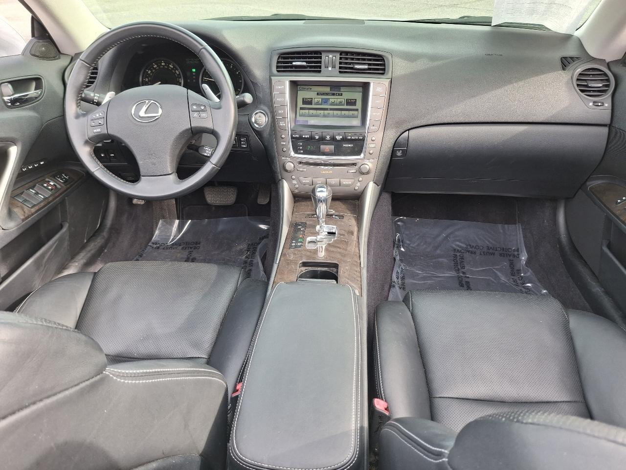 Lexus IS C IS 350C 2010