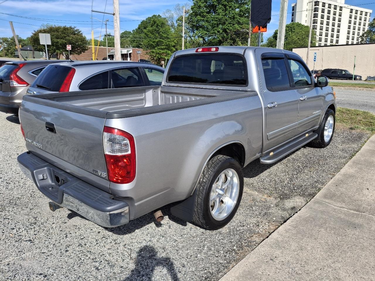 Toyota Tundra SR5 Double Cab 2WD 2004
