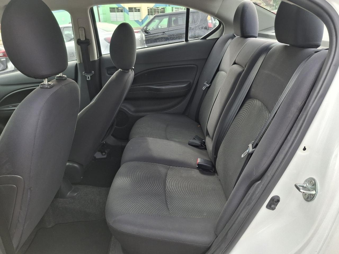 Mitsubishi Mirage G4 ES CVT 2017