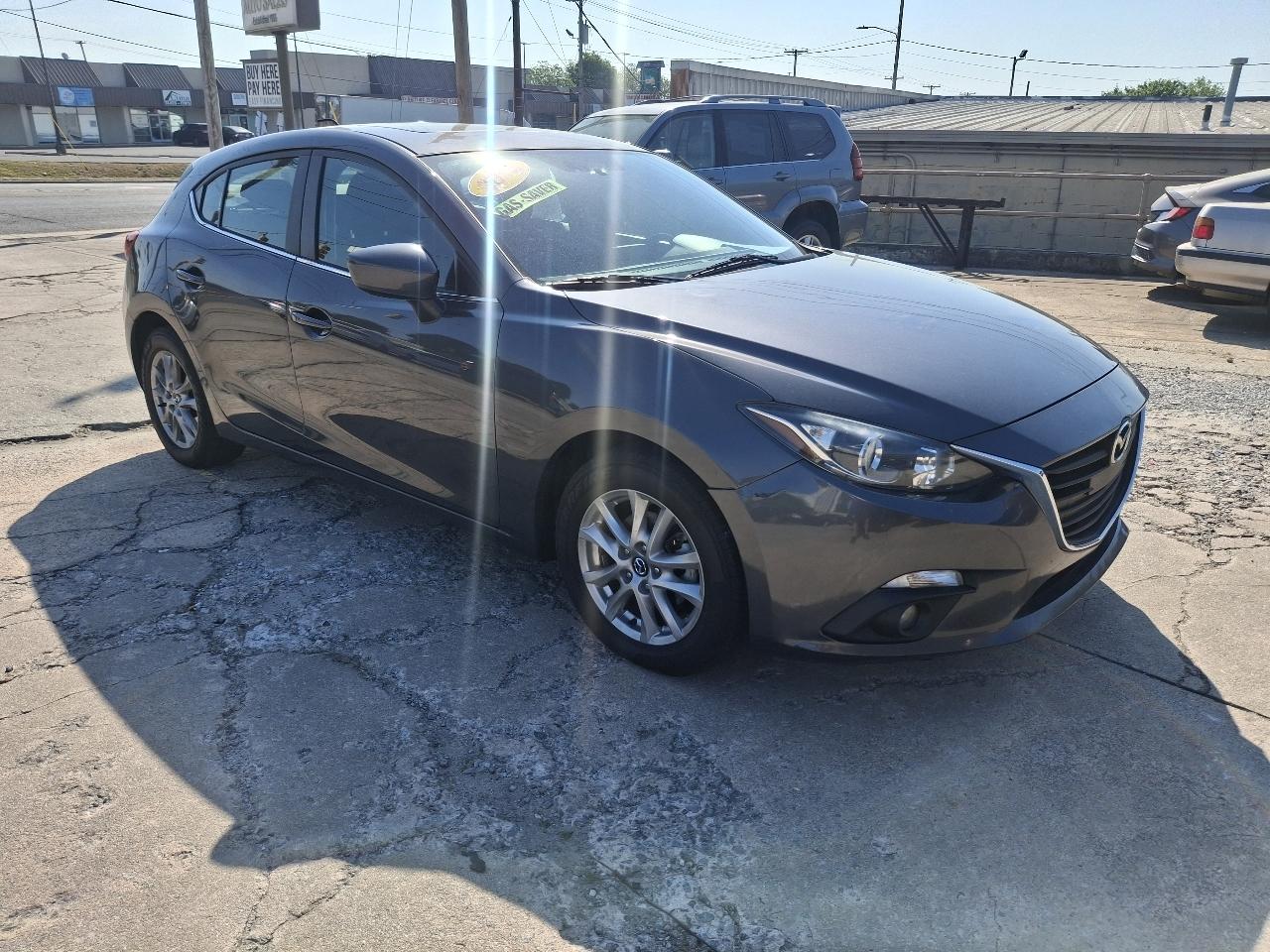 Mazda MAZDA3 i Touring AT 5-Door 2016