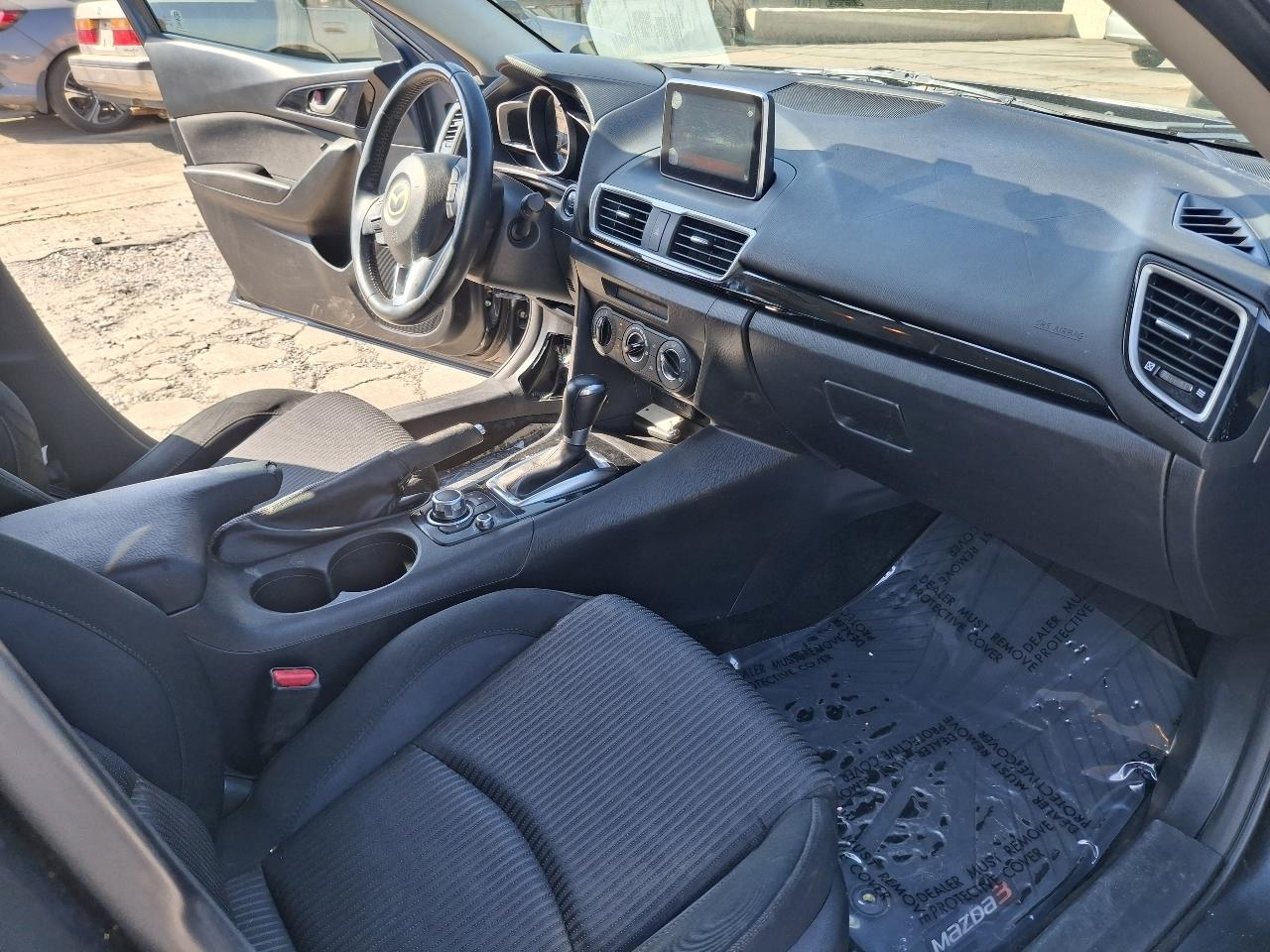 Mazda MAZDA3 i Touring AT 5-Door 2016