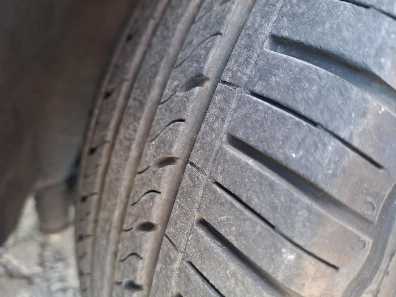 Mazda MAZDA3 i Touring AT 5-Door 2016