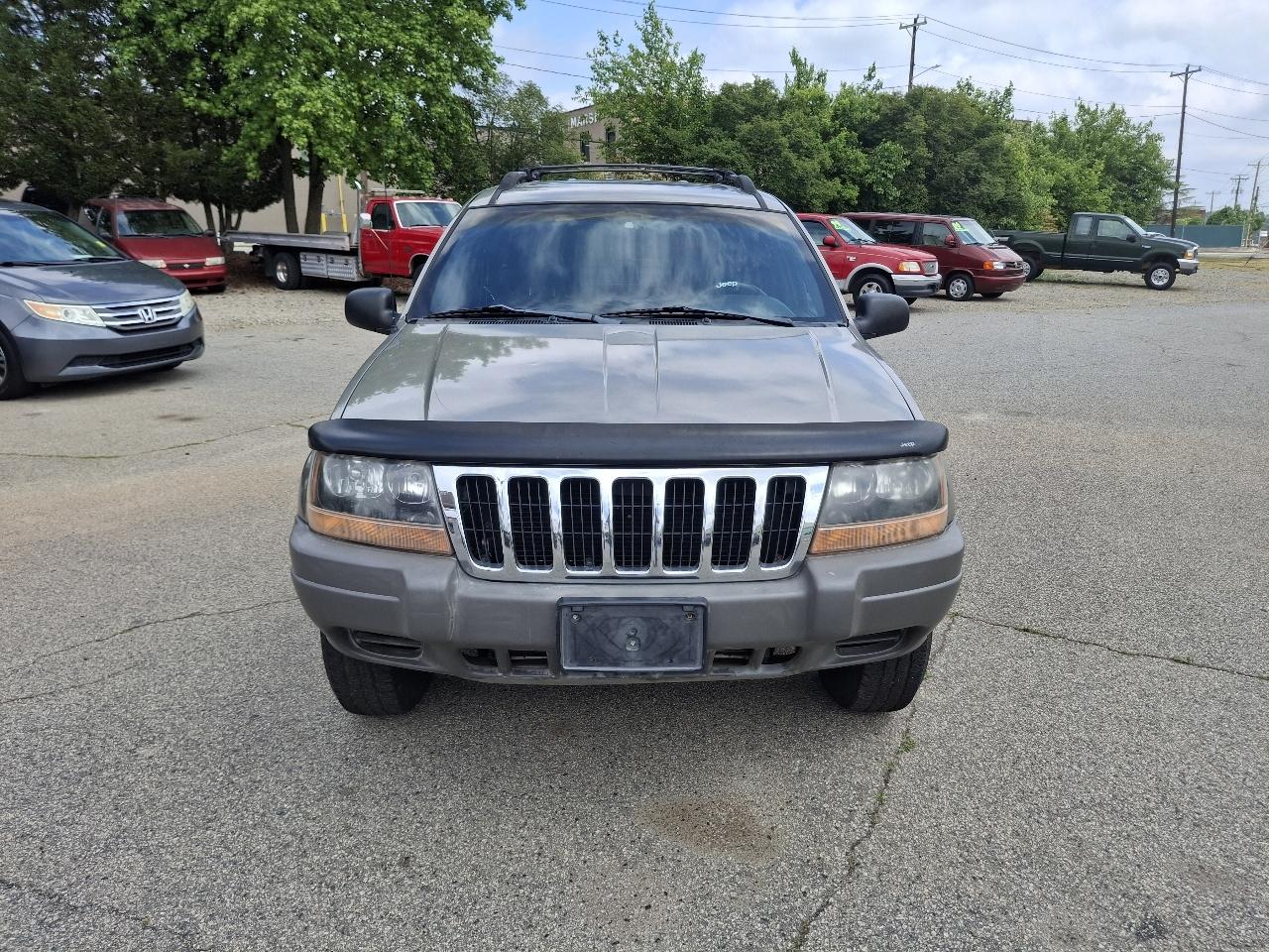 Jeep Grand Cherokee Laredo 2WD 1999