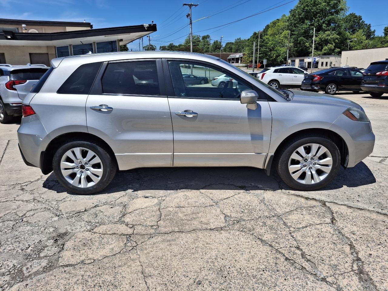 Acura RDX 5-Spd AT with Technology Package 2010