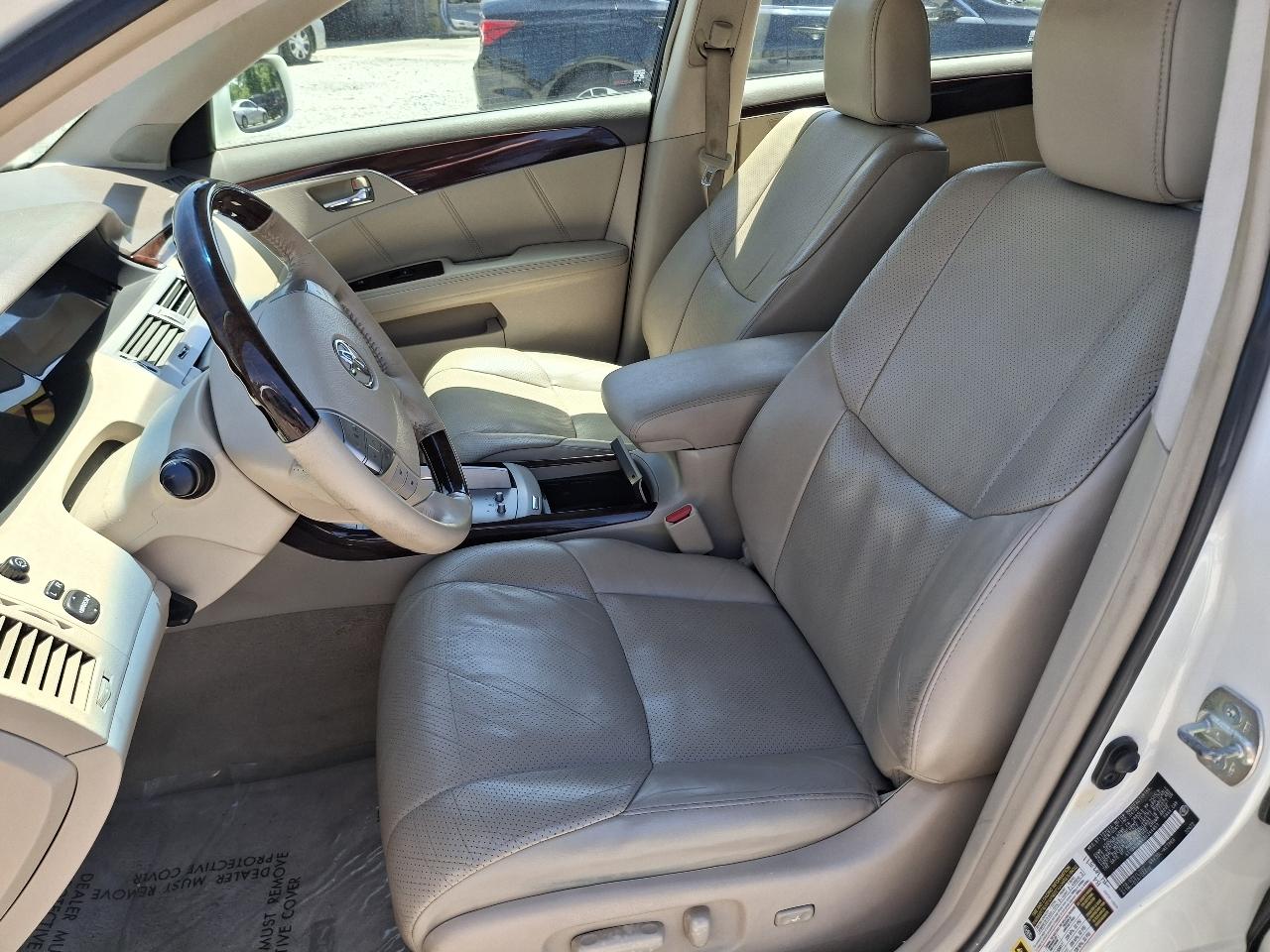 Toyota Avalon XL 2009
