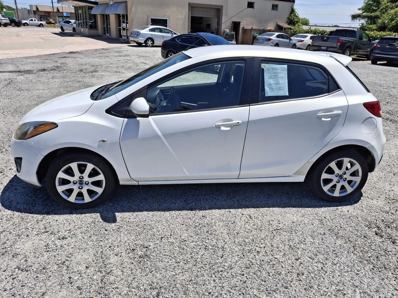 Mazda MAZDA2 Touring 2013