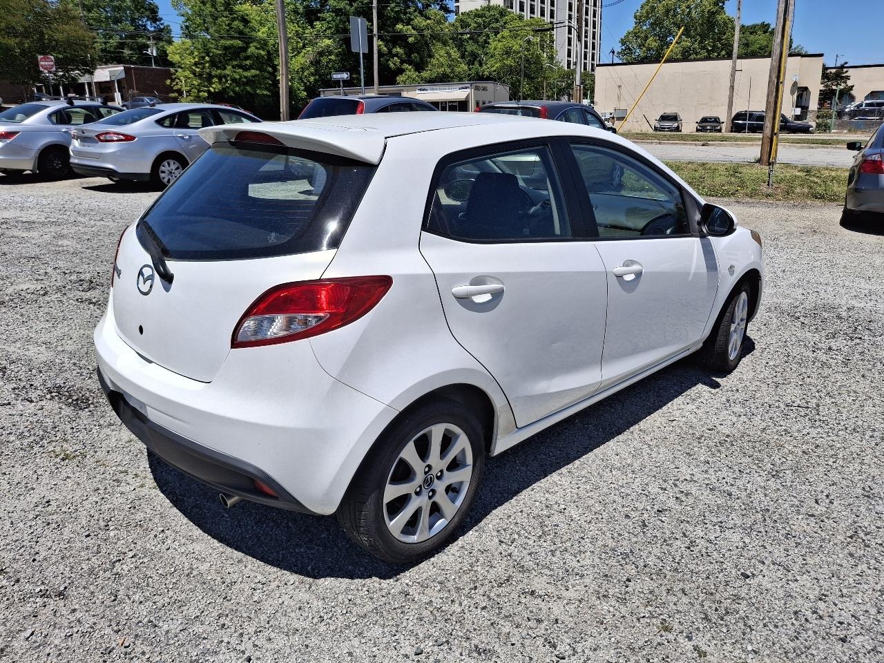 Mazda MAZDA2 Touring 2013