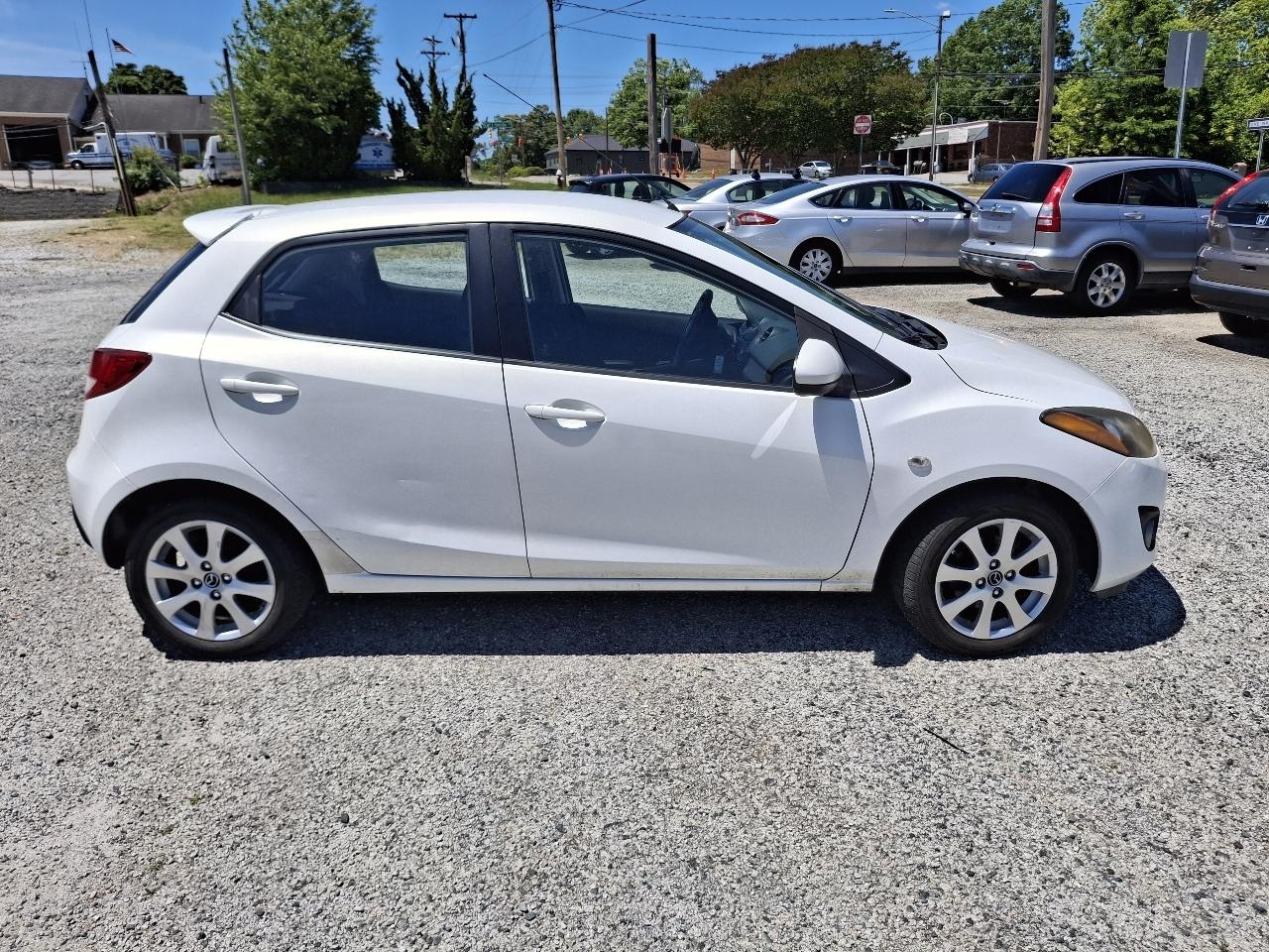 Mazda MAZDA2 Touring 2013