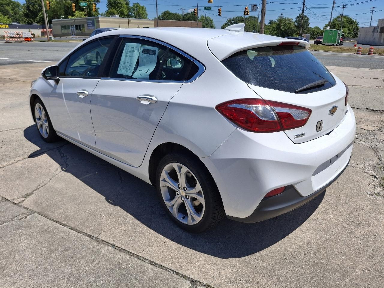 Chevrolet Cruze Premier Hatchback 2018