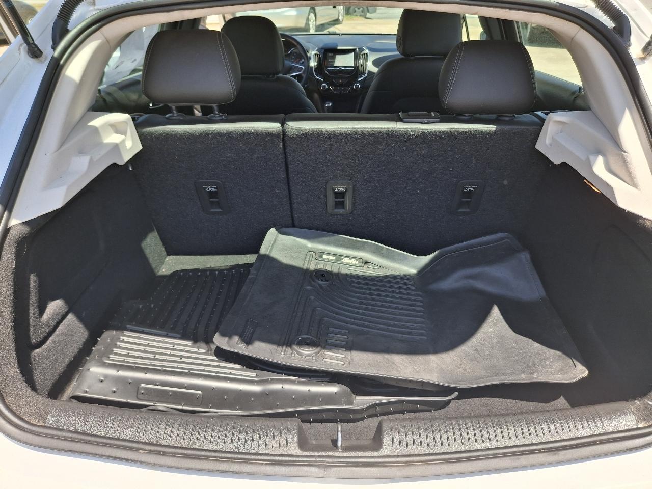 Chevrolet Cruze Premier Hatchback 2018