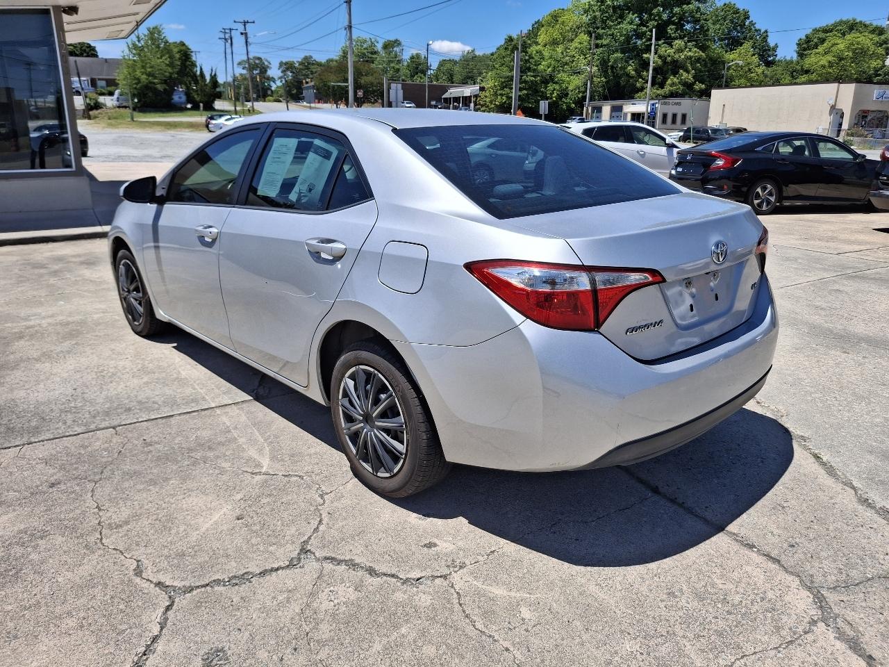 Toyota Corolla LE CVT 2016