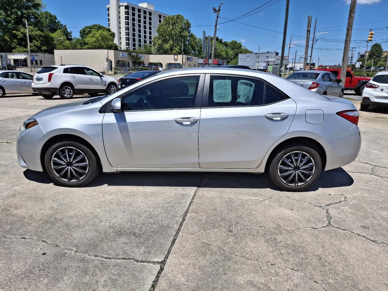 Toyota Corolla LE CVT 2016