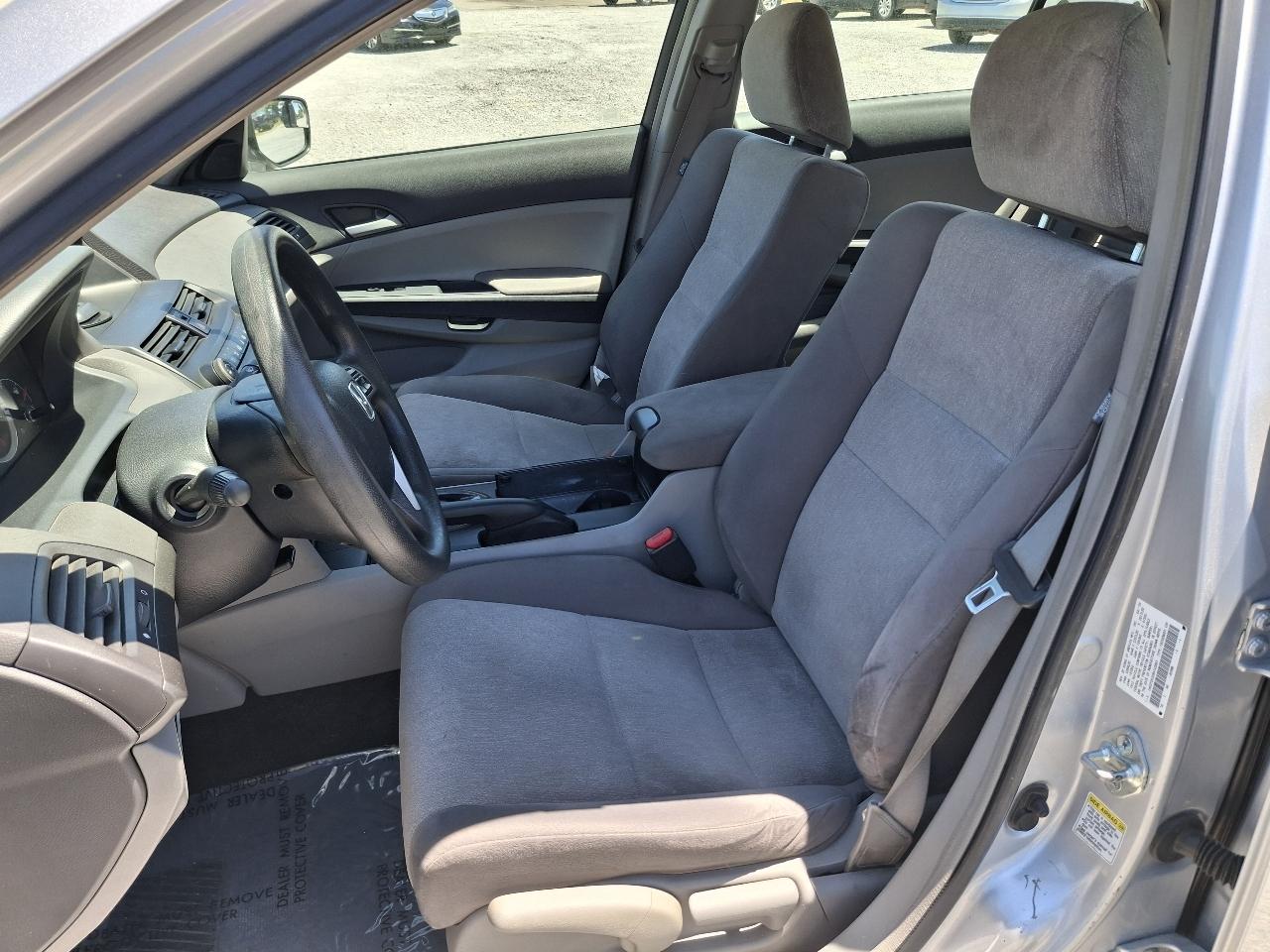 Honda Accord LX sedan AT 2009