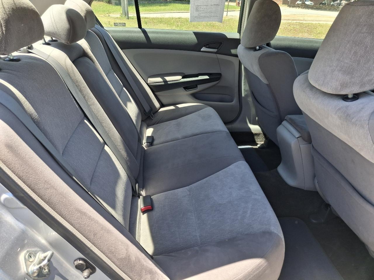 Honda Accord LX sedan AT 2009