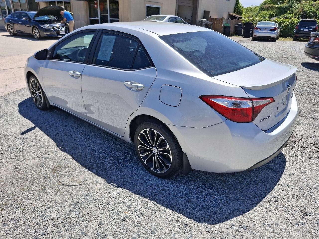 Toyota Corolla LE CVT 2016