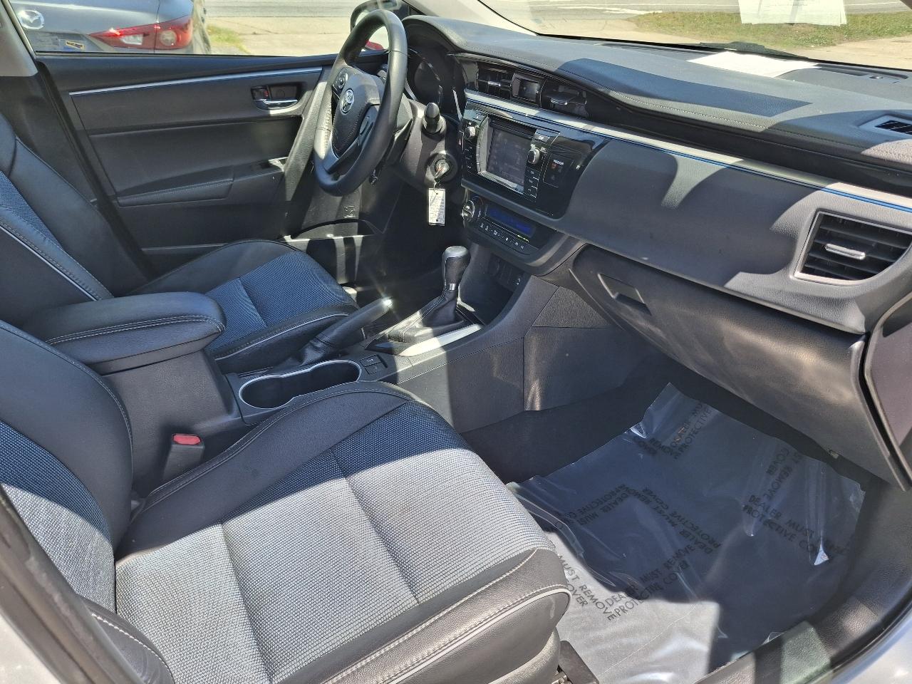 Toyota Corolla LE CVT 2016