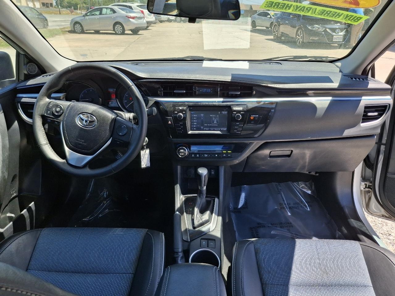 Toyota Corolla LE CVT 2016