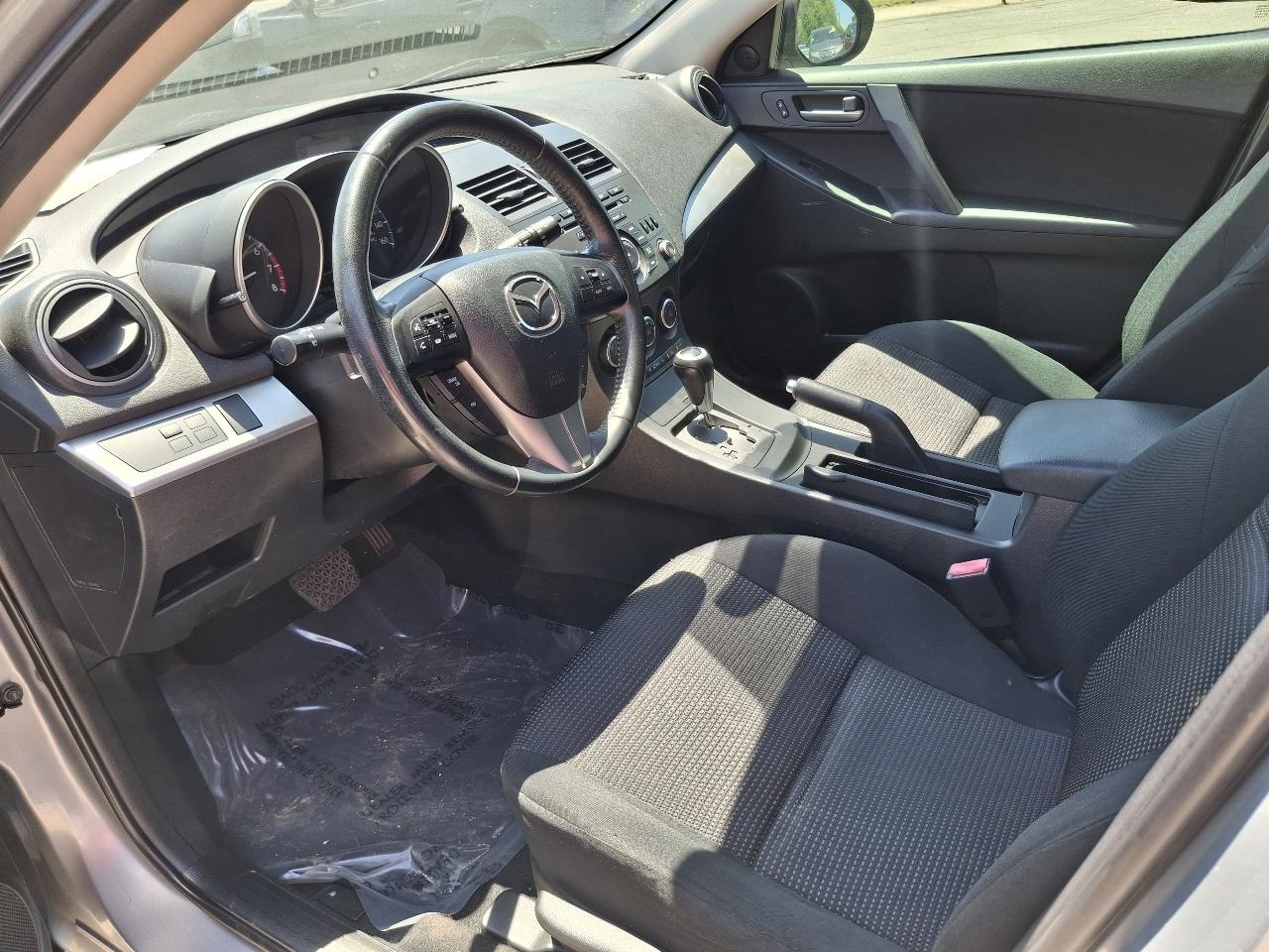 Mazda MAZDA3 i Touring AT 5-Door 2013