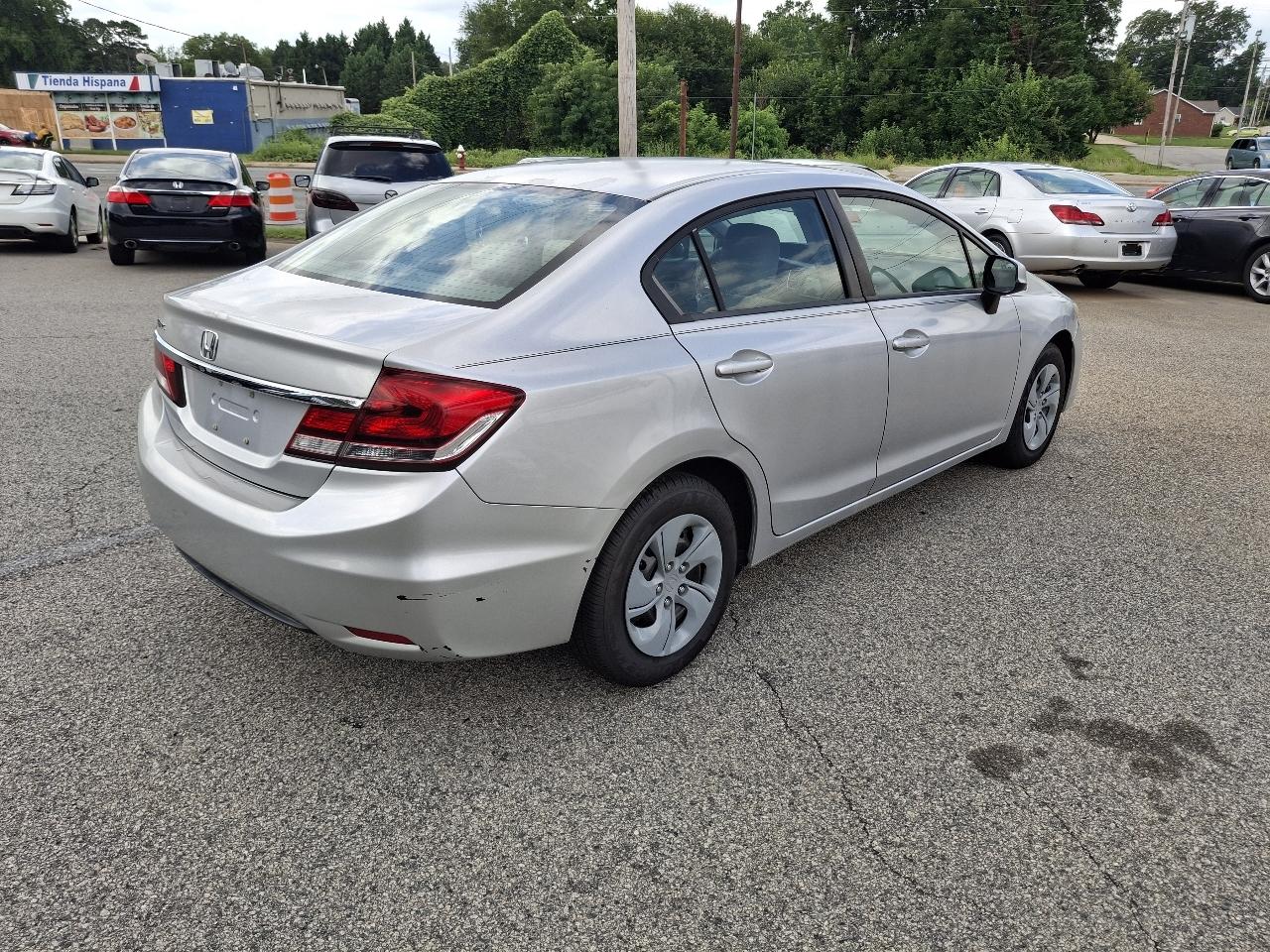 Honda Civic LX Sedan 5-Speed AT 2013