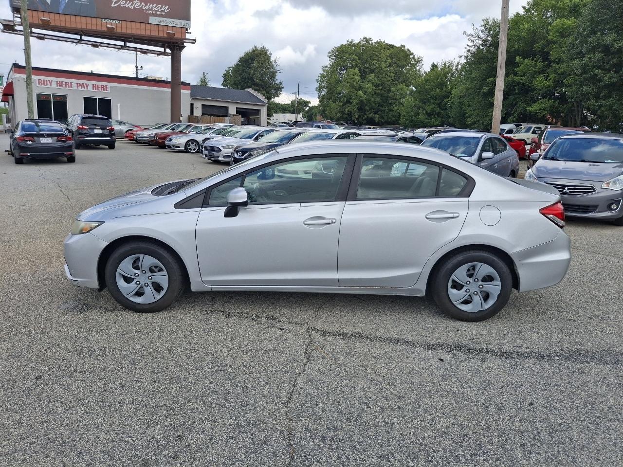 Honda Civic LX Sedan 5-Speed AT 2013