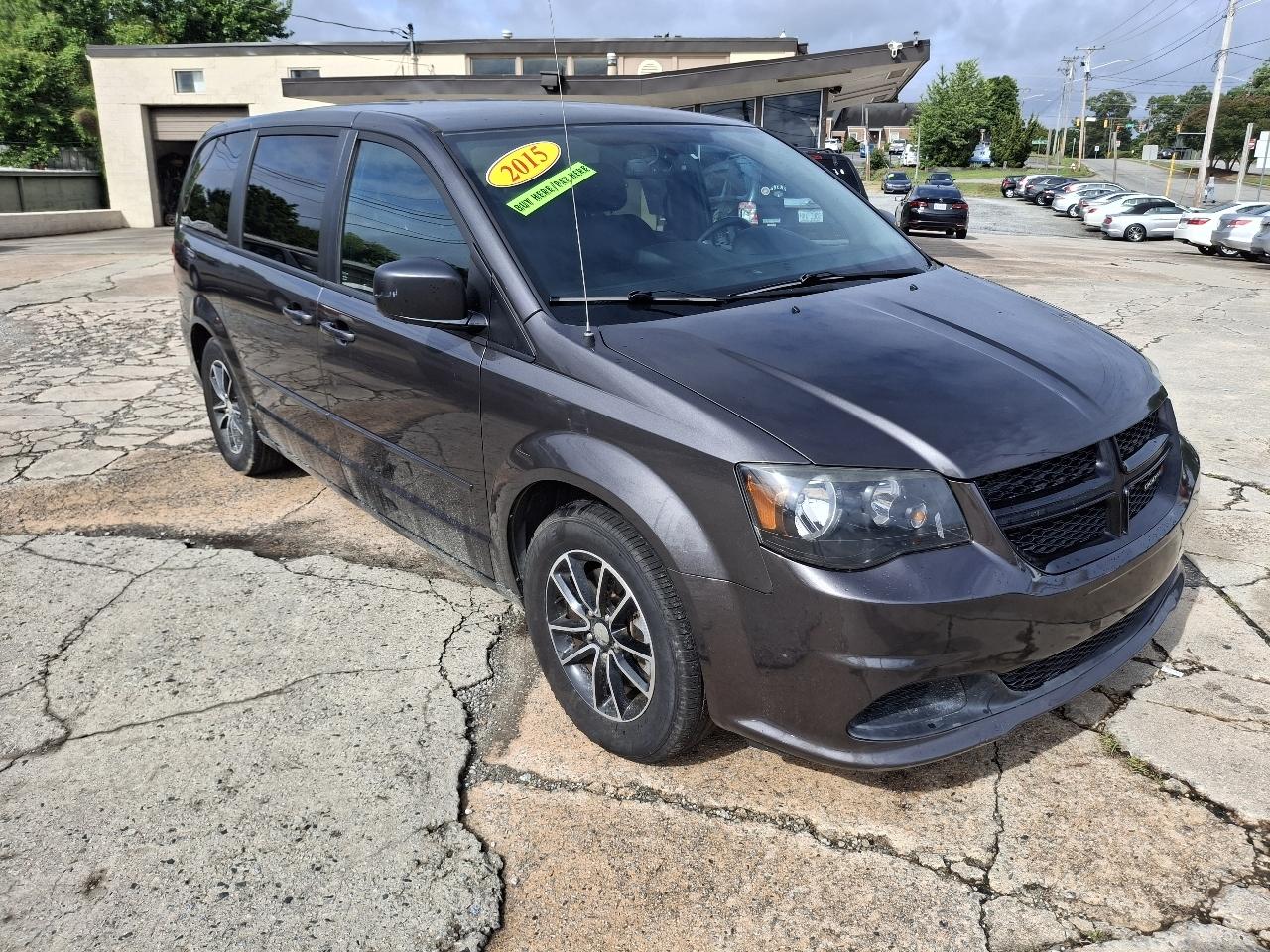 Dodge Grand Caravan SE 2015