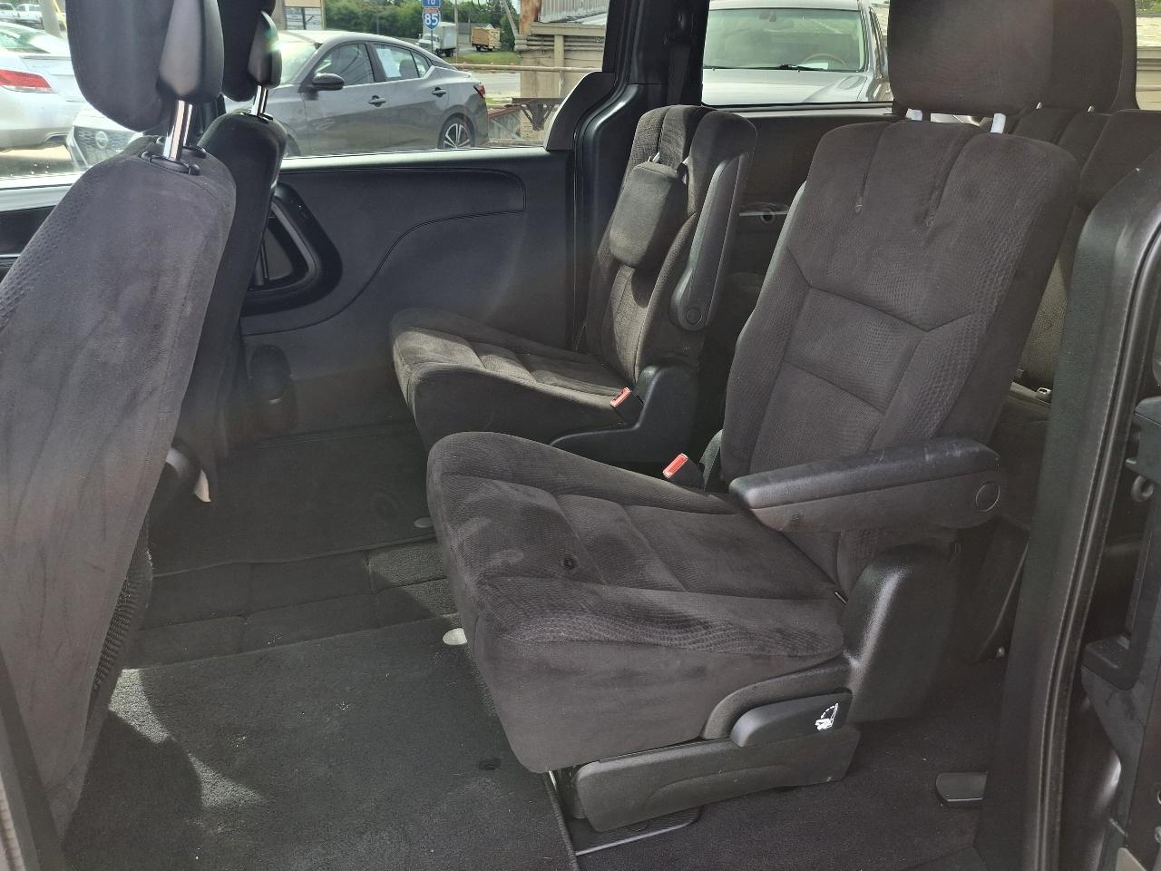 Dodge Grand Caravan SE 2015