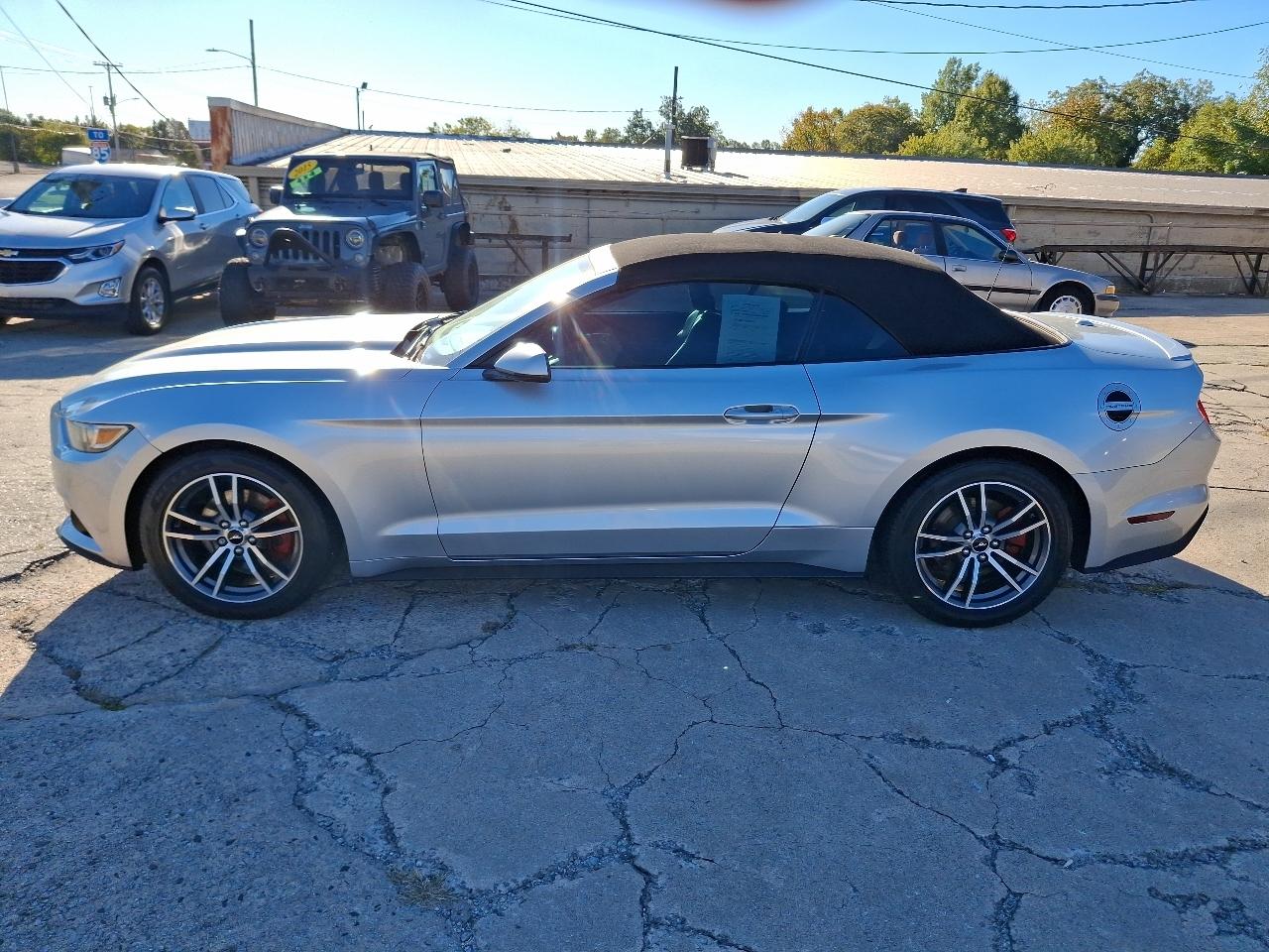 Ford Mustang EcoBoost Premium Convertible 2016