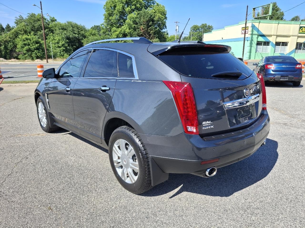 Cadillac SRX Luxury Collection 2010