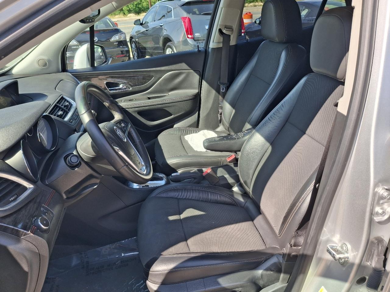 Buick Encore Convenience FWD 2013