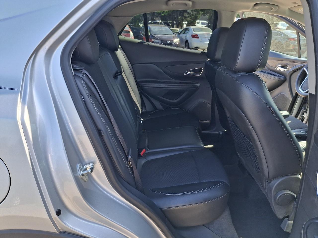 Buick Encore Convenience FWD 2013